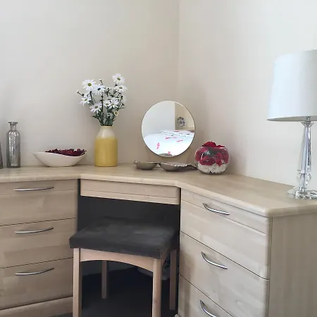 York Apartment Conway Cottage Йорк
